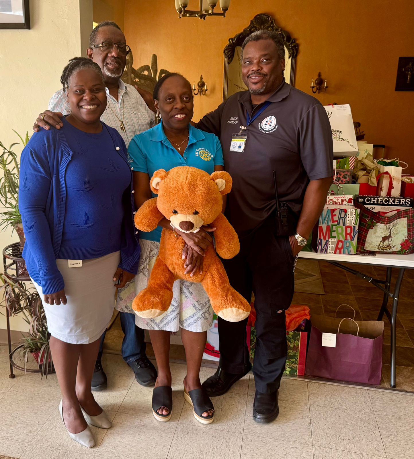 ae8dd936-04ce-42d9-bb02-94e1c35b0666